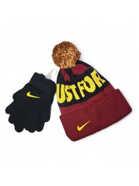 Kids Nike Beanie and Gloves Set NWT